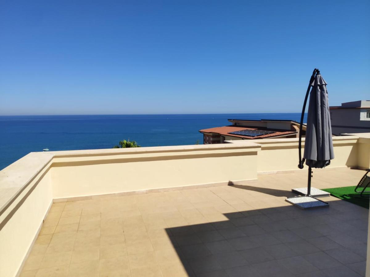 Residence Eloisa Appartamenti Balestrate ภายนอก รูปภาพ