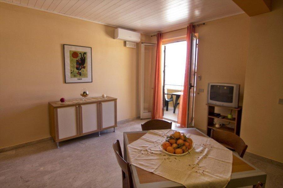Residence Eloisa Appartamenti Balestrate ภายนอก รูปภาพ